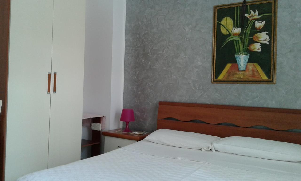 Pensione S. Antonio Ristorante Silvia Furci Siculo Buitenkant foto